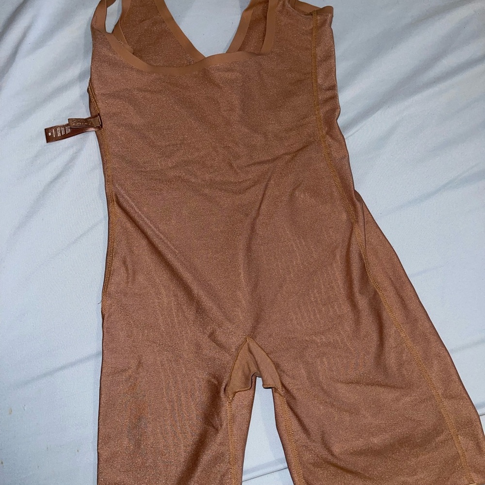 SKIMS!! New SKIMS Size Small